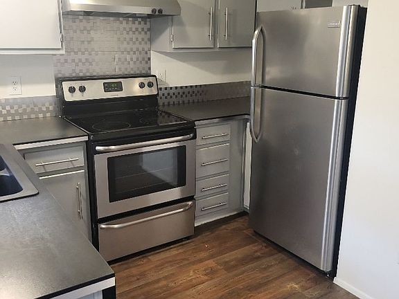 2nd image of 9027 N Saint Louis Ave #9041