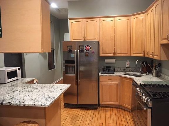 2nd image of 1908 N Bissell St Floor 3