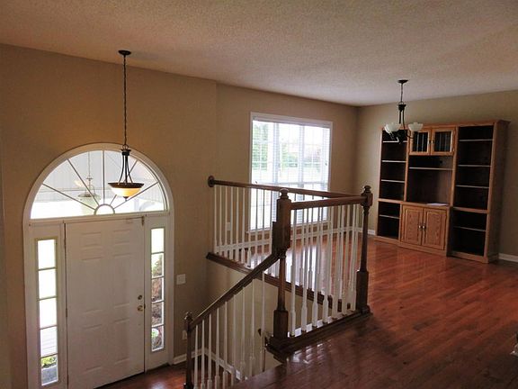 5th image of 2117 Seminole Dr