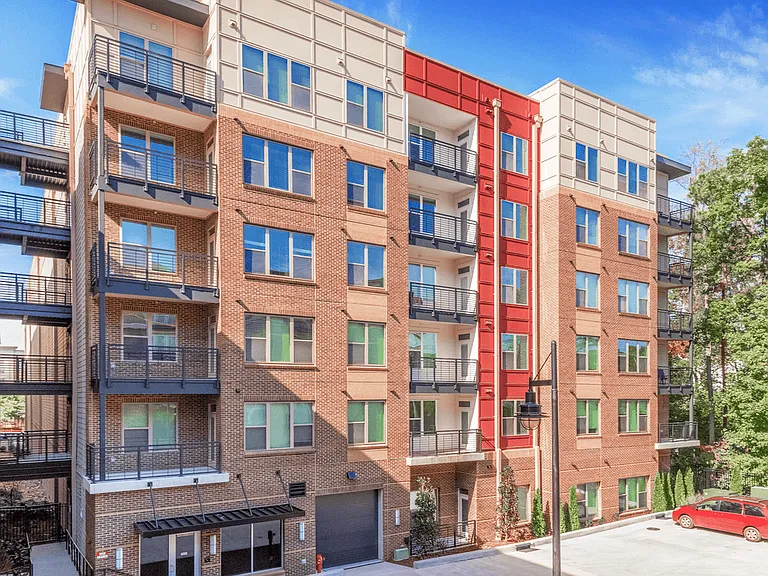 The Flats Exchange on Erwin Apartments — Photo 9