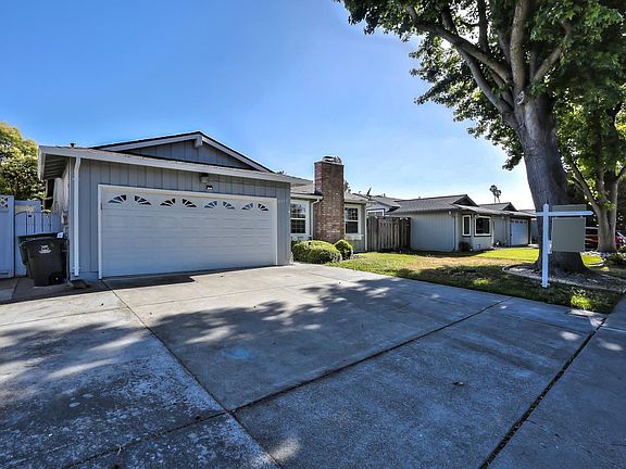 2nd image of 35019 Begonia St