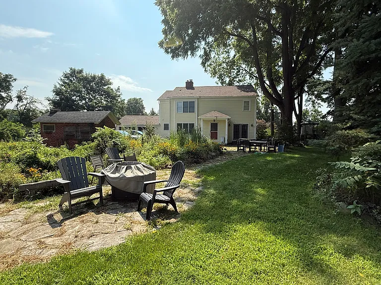 45800 W Ann Arbor Trl — Photo 32