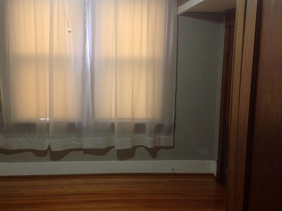 bedroom #1