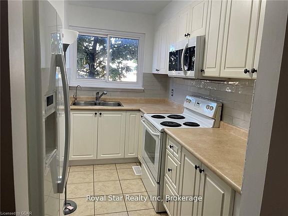 4th image of 201 Silvercreek Pkwy N #38