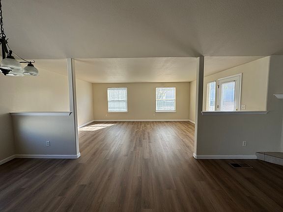 3rd image of 1339 White Bluffs Cir