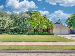 7288 N Prospect Ave, Fresno, CA