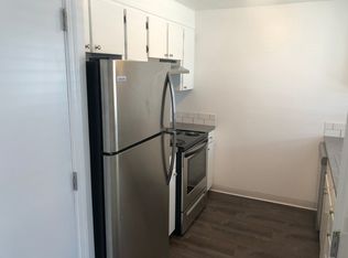 8206 SE Washington St #0, Portland, OR 97216