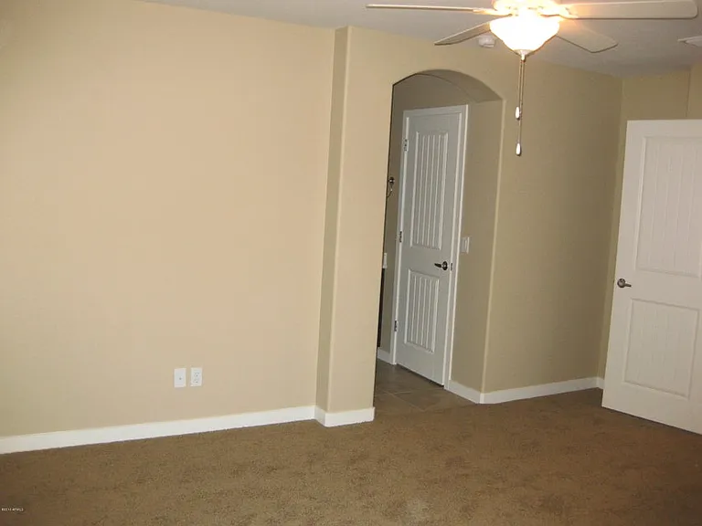1163 E Cedar St — Photo 11