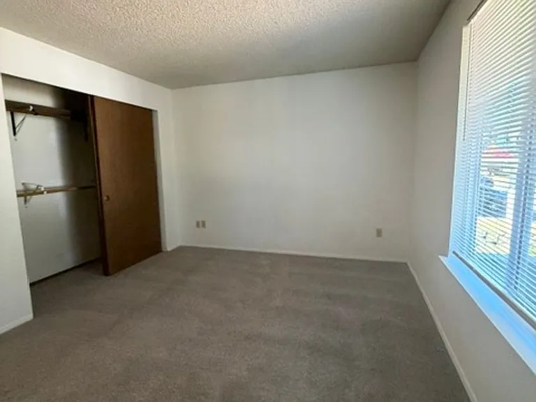 20 S 341st Pl — Photo 7