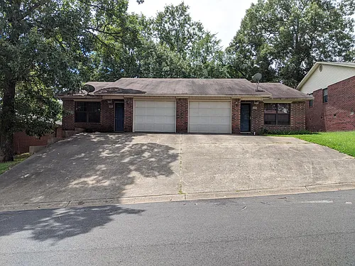 309 W 16th Ct #A Photo 1 309 W 16th Ct #A Photo 1