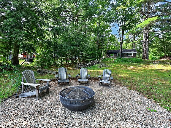 4th image of 26 Baker Ln