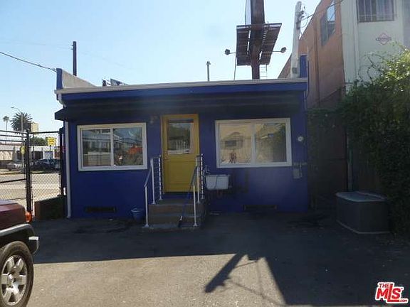 3rd image of 11601 W Pico Blvd