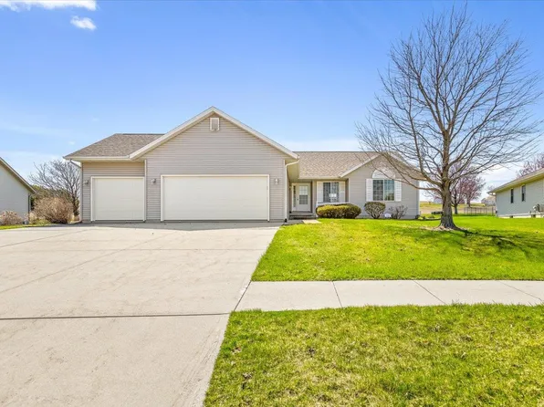 518 Breezeway Dr, Pearl City, IL 61062
