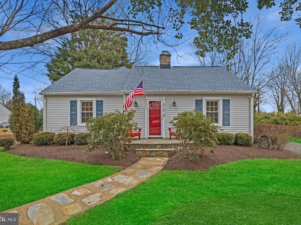 310 S Orchard Dr, Purcellville, VA 20132