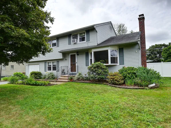 16 Kenwood Road, Meriden, CT 06450