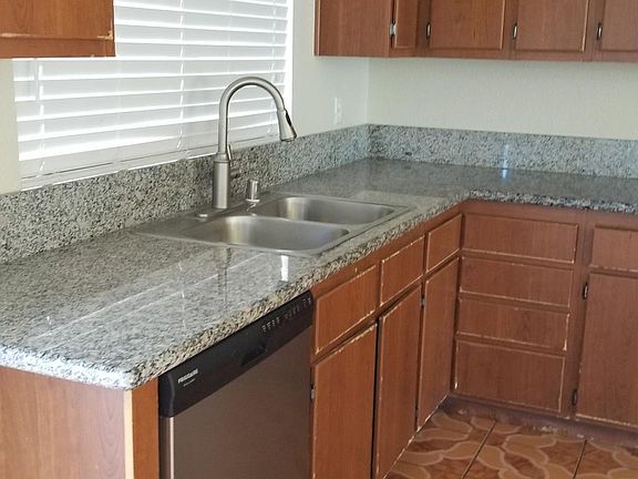 4th image of 25286 Woodcreek Ct
