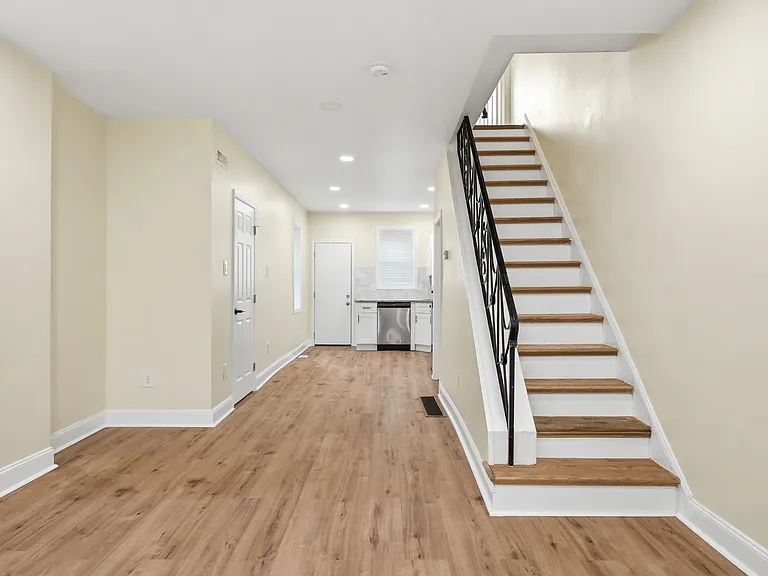 1441 S Marston St — Photo 24