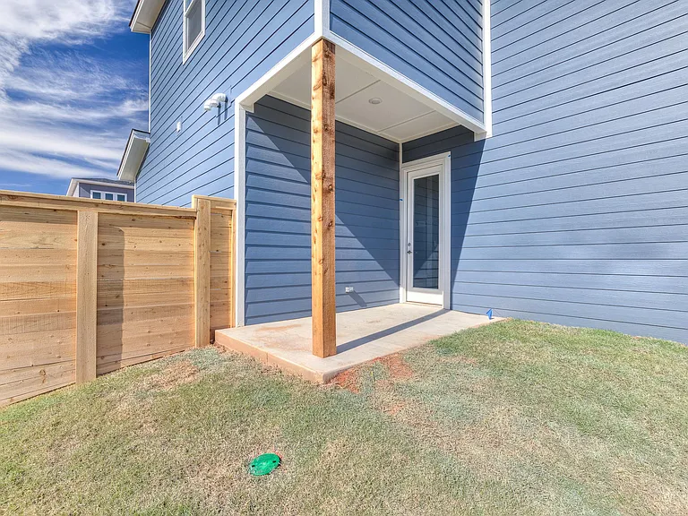 2523 NW 132nd Pl — Photo 36