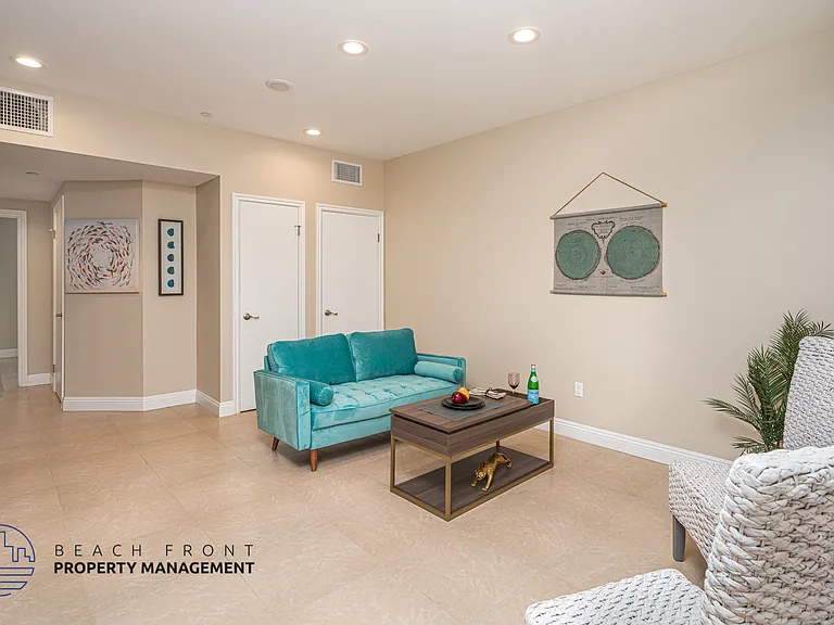 1522 Lomita Blvd. — Photo 4