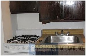 2nd image of 114 W Houston St