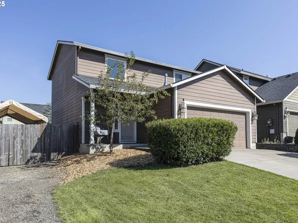 1026 E 15th St, Lafayette, OR 97127