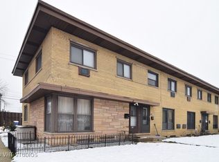 635 Maple Ct, Mount Prospect, IL 60056