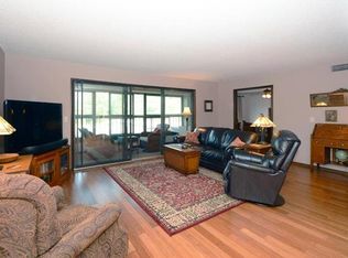 3090 Lexington Ave N APT A1, Roseville, MN 55113