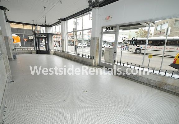 3rd image of 501 S Los Angeles St