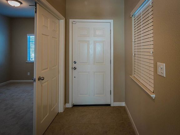 4th image of 5613 Bloom Dr