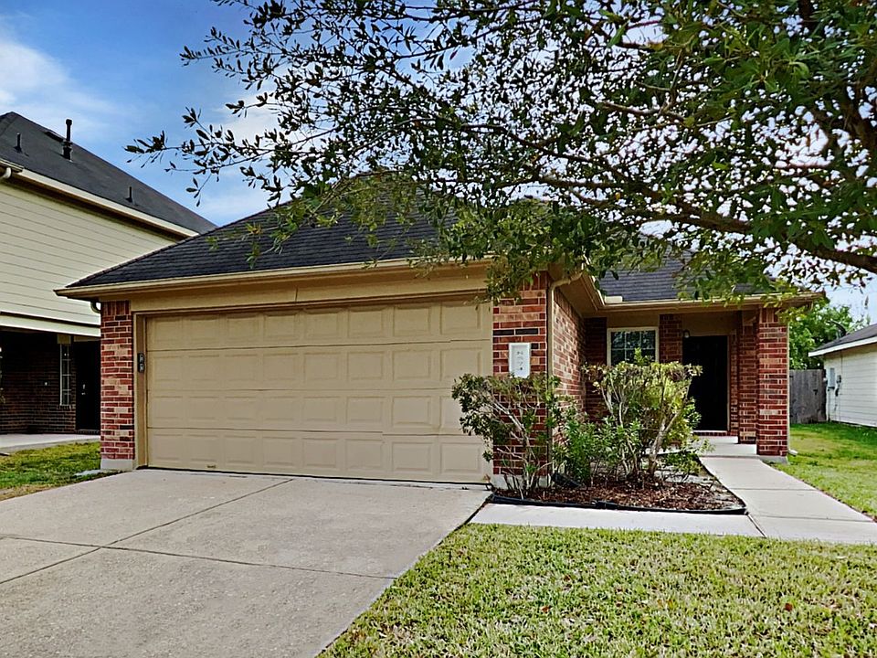 1st image of 8574 Chaletford Dr