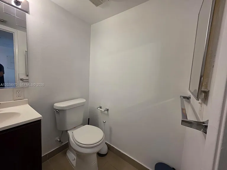 800 N Miami Ave #E-906 — Photo 24