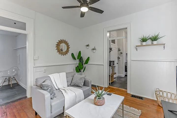 82 Price Ave #B — Photo 7