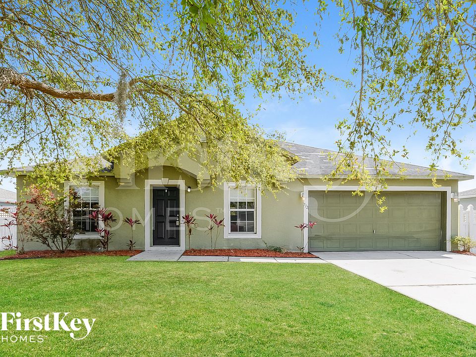 1st image of 712 Pelican Ct