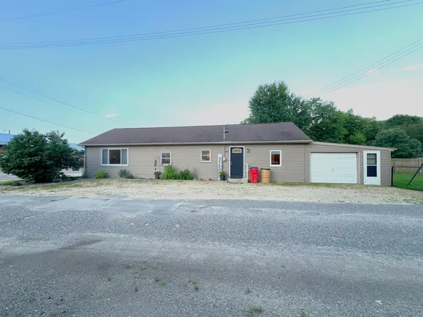 420 Oakwood St, Millville, MN 55957