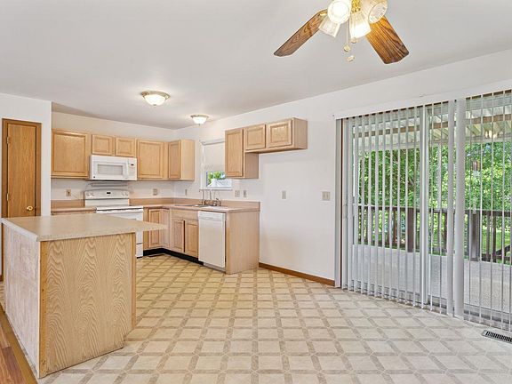 4th image of 71 Treasure Island Dr