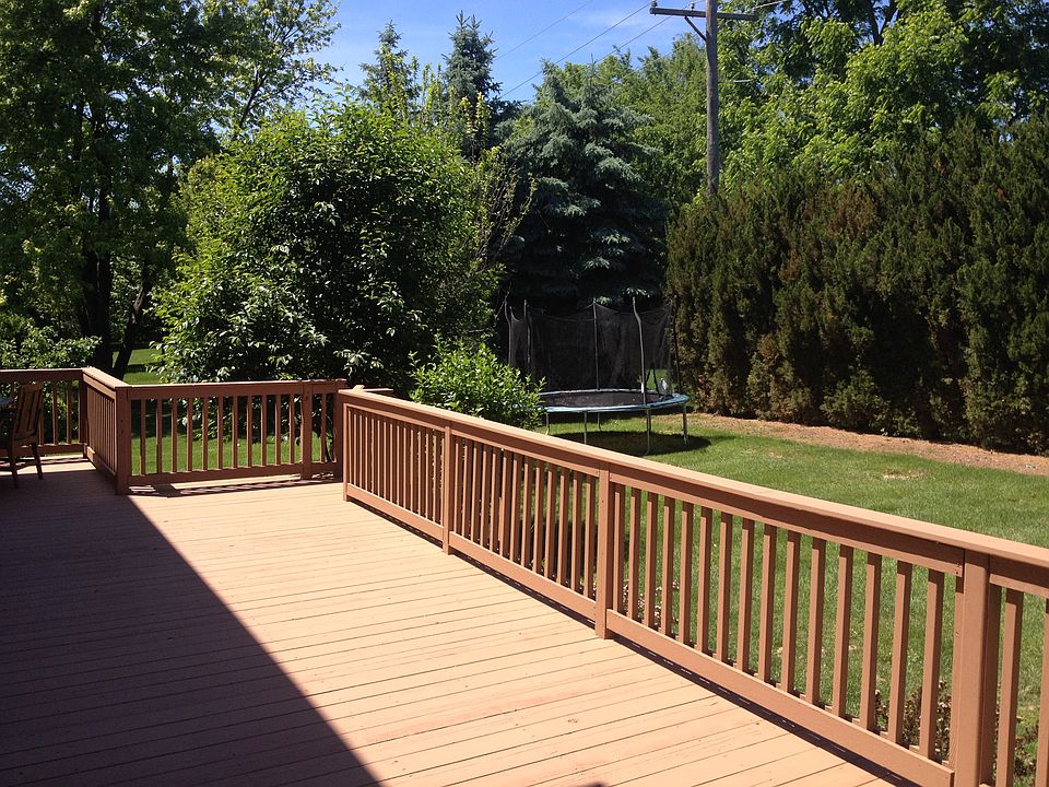 2nd image of 864 Rambling Dr