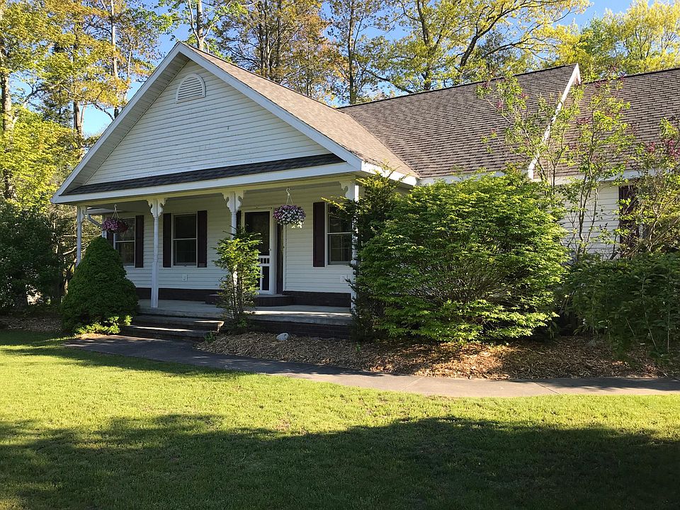 1st image of 3243 Harbor Dr