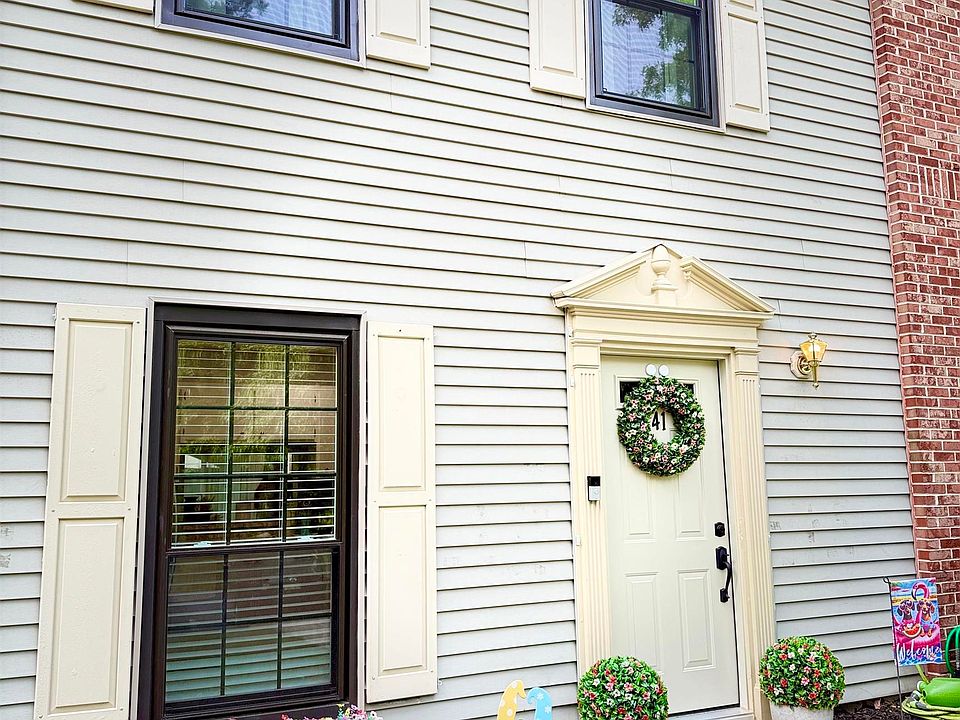 1st image of 41 Greenwich Dr Unit 41