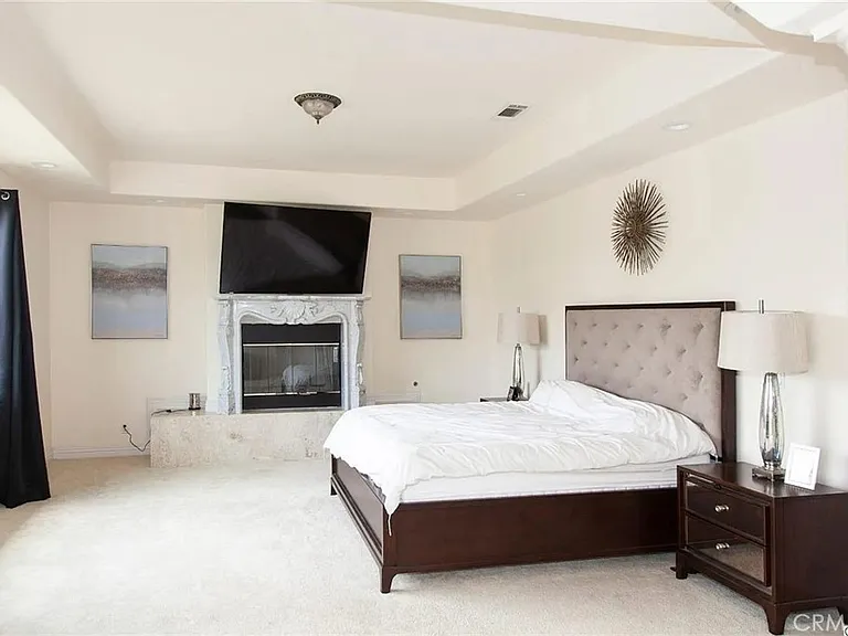 10062 Valley Circle Blvd — Photo 29