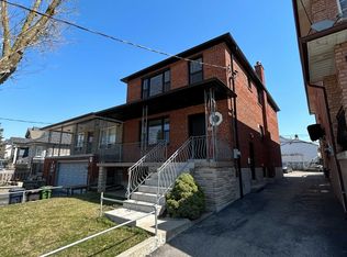 17 Alyward St #W04, Toronto, ON M6M 3L3