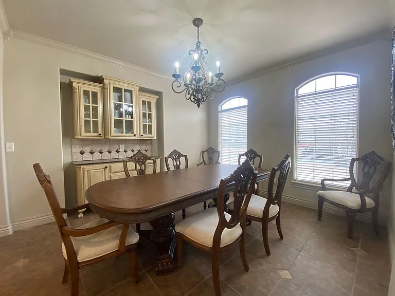 3605 N Narcissus Ave — Photo 7