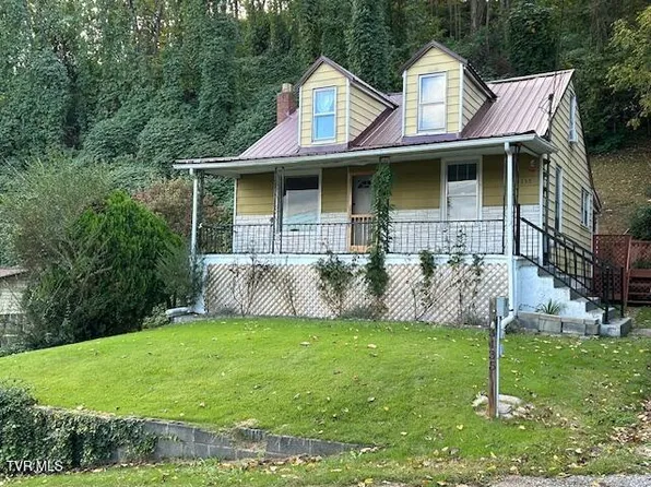 3135 3rd Ave, Saint Paul, VA 24283