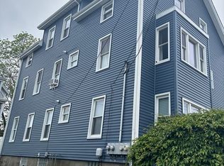47 Summerfield St, Fall River, MA 02720