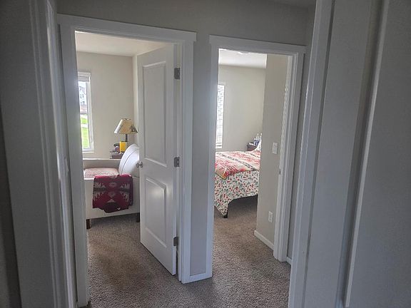 2nd image of 1521 SW Fielder Pl