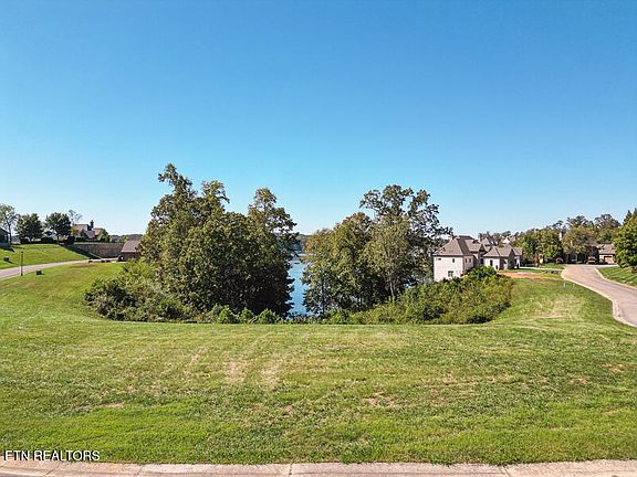 2nd image of 2030 Marina Way