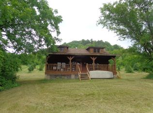 14538 River Rd, Gays Mills, WI 54631