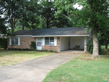 1st image of 204 Jan Lea Dr