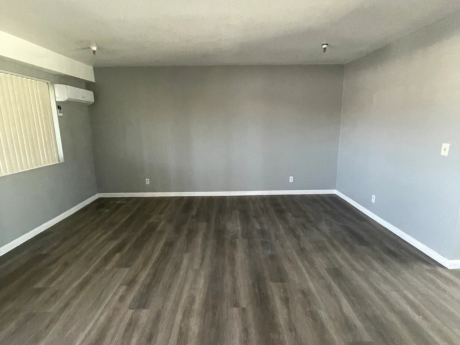 1 bed, 850 sqft, $1,100 — Photo 2