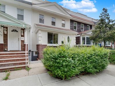 91-30 Park Ln S, Woodhaven, NY, 11421