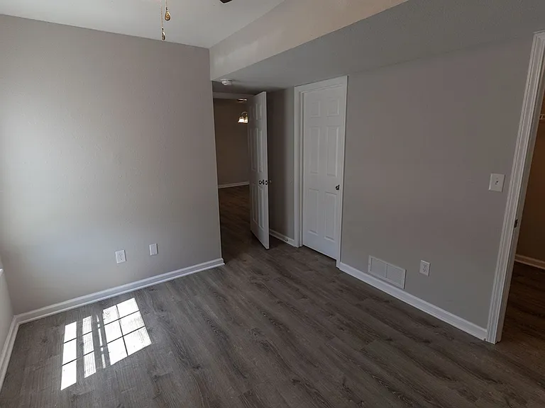 1401-1403 Bodie Dr — Photo 13